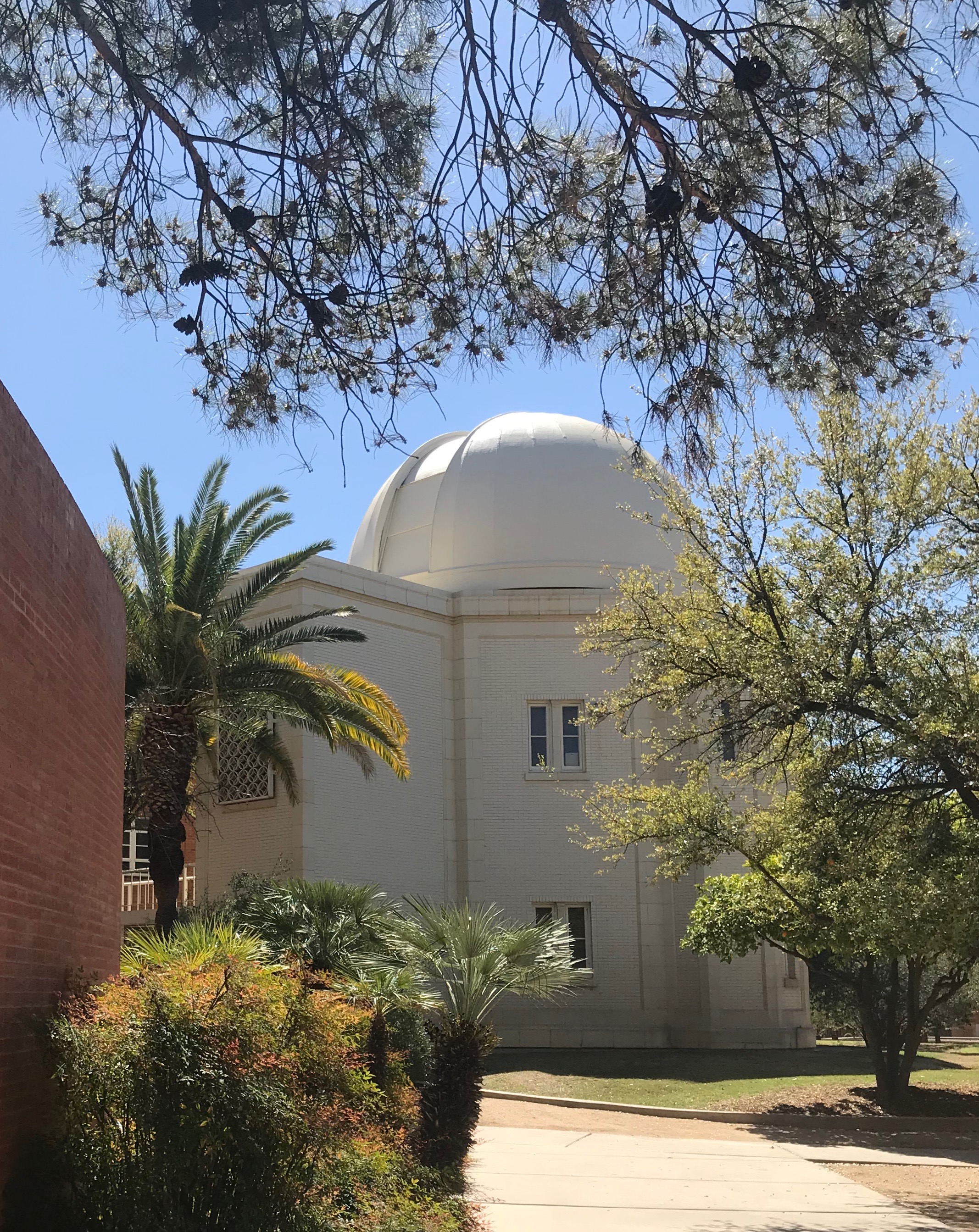 Photo of Steward Observatory Dome